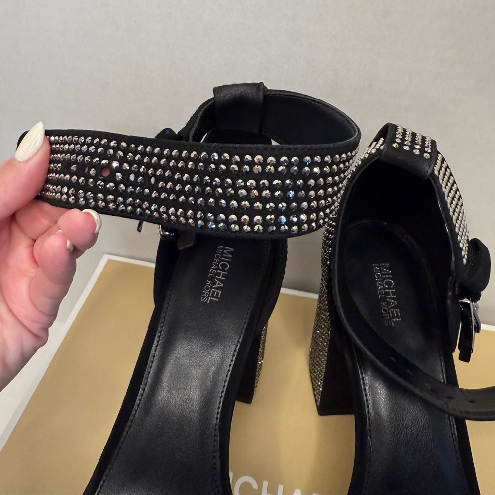 Michael Kors Elegant Black and Silver Women's Platform Heels - Picture 8 of 13
